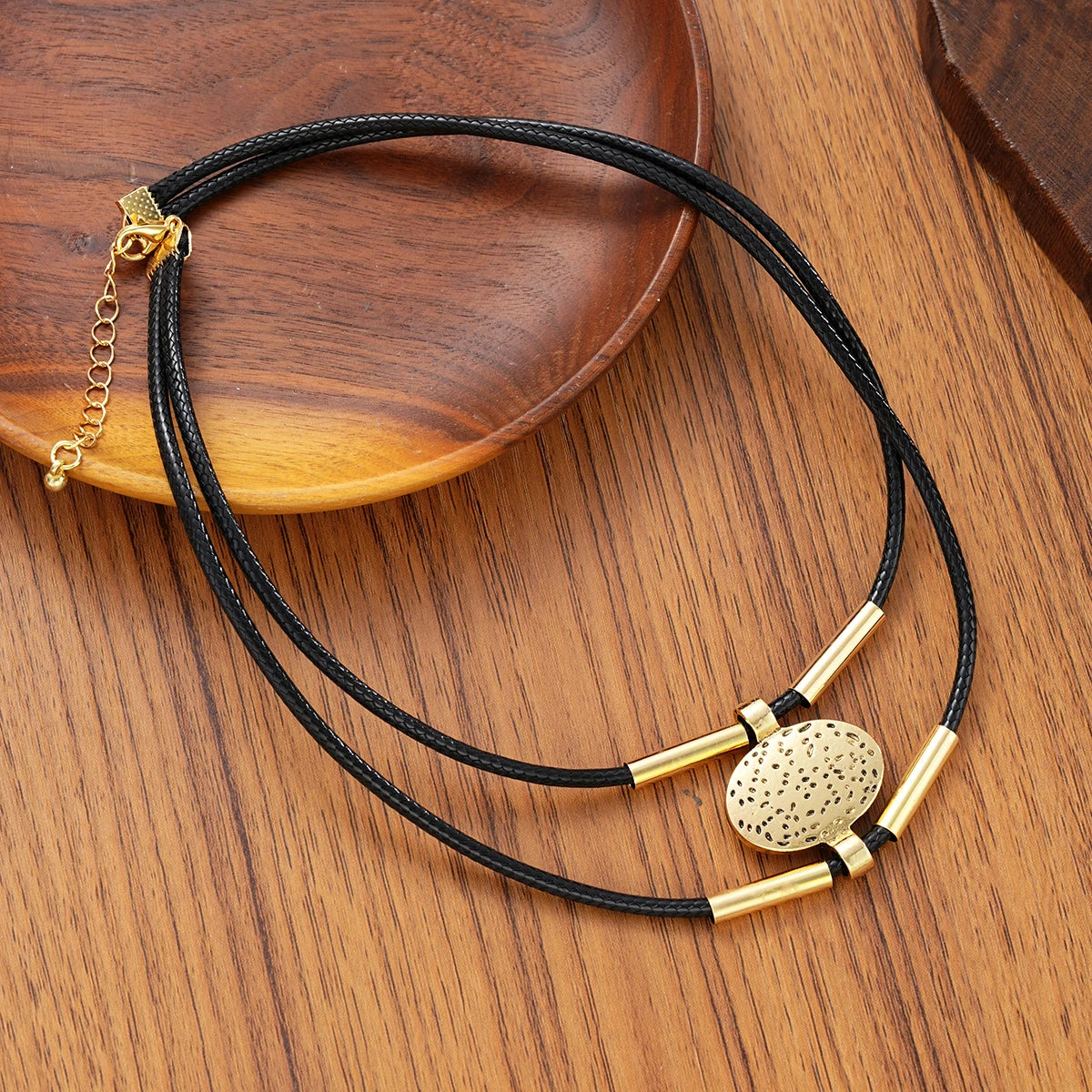 Vintage Oval Metal Faux Leather Necklace Bracelet